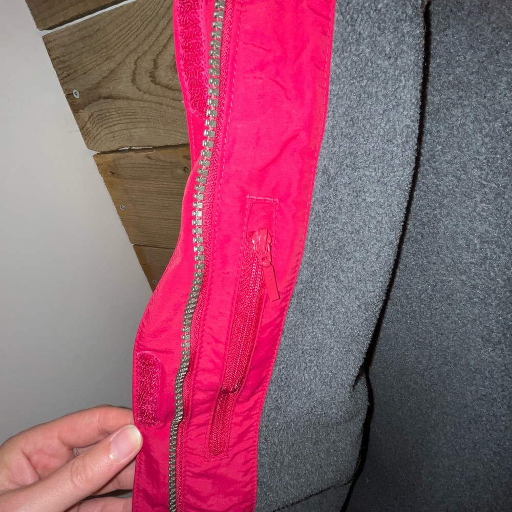 Lands' End Squall Jacket - Raspberry Color - Picture 4 of 10